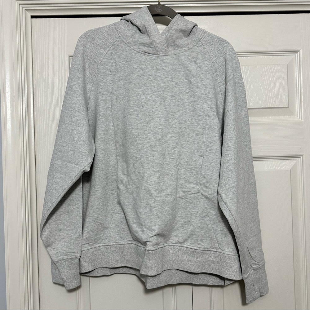 Lululemon Scuba Pullover in Heathered Core Ultra Light Grey Size 18